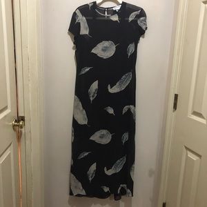 Ventana size 8 silk dress with leaves printed on the dress